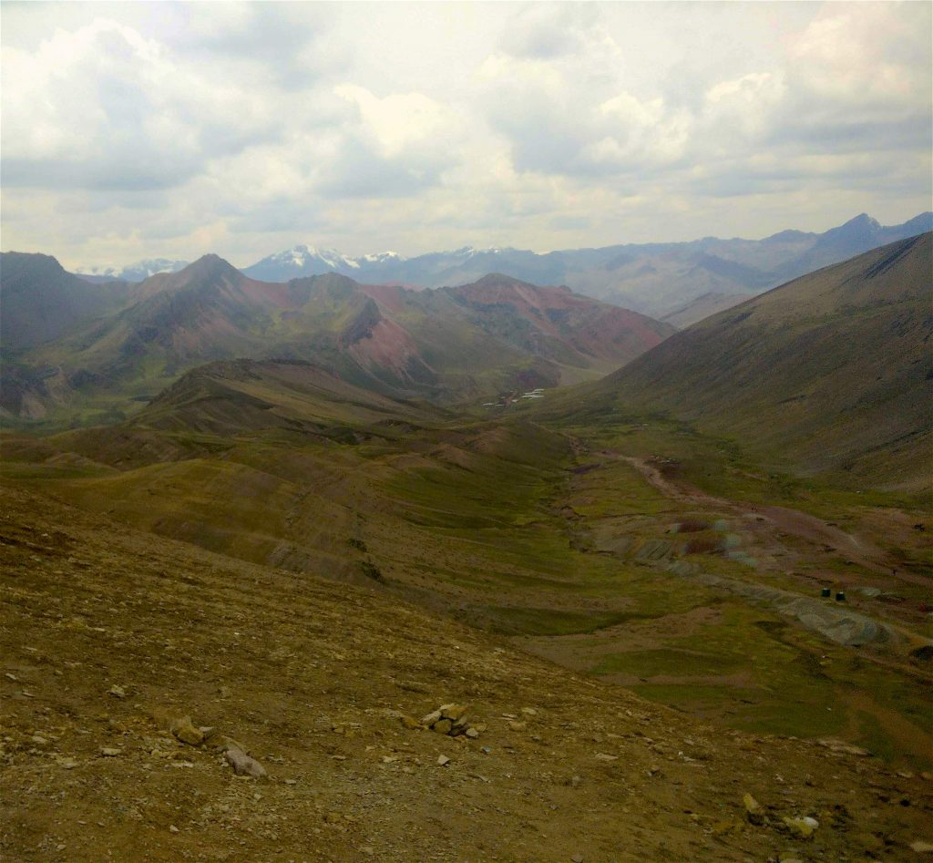 The surroundings on the hike up to the Rainbow Mountain